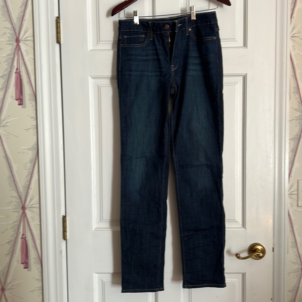 Levi’s Straight Leg Slim Jeans, size 28